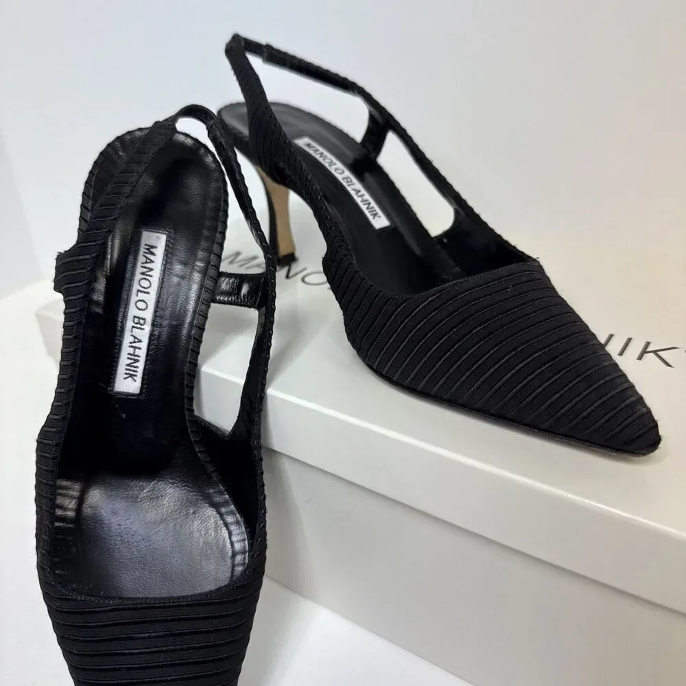 Manolo Blahnik Bretto Satin Slingback Pointy Toe Pumps EU 35.5